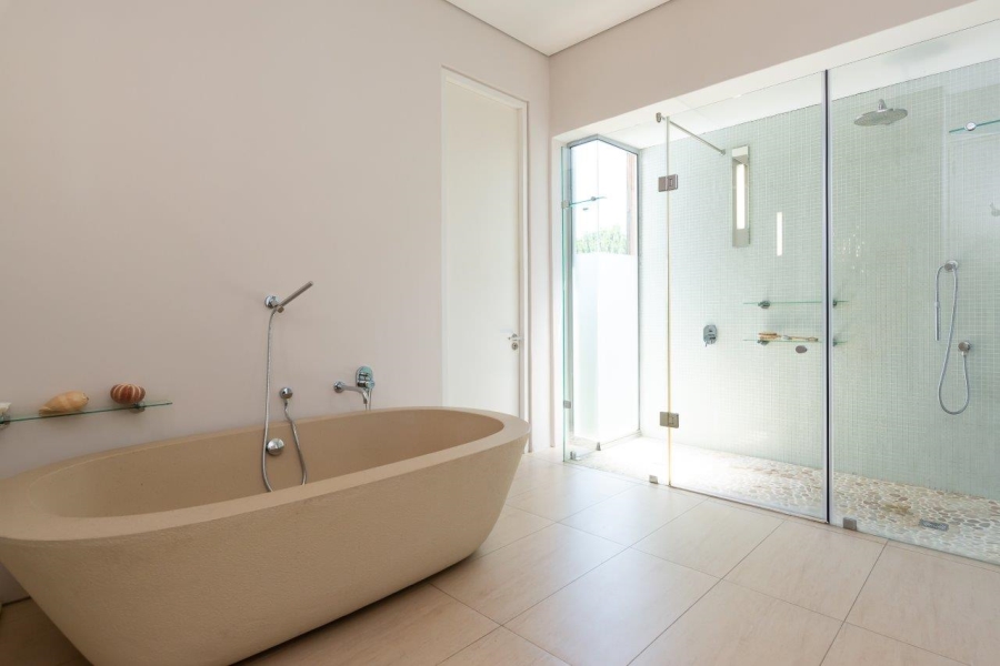 To Let 4 Bedroom Property for Rent in Higgovale Western Cape